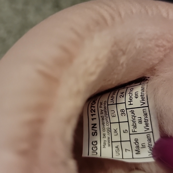 Ugg pink slipper - Picture 5 of 7
